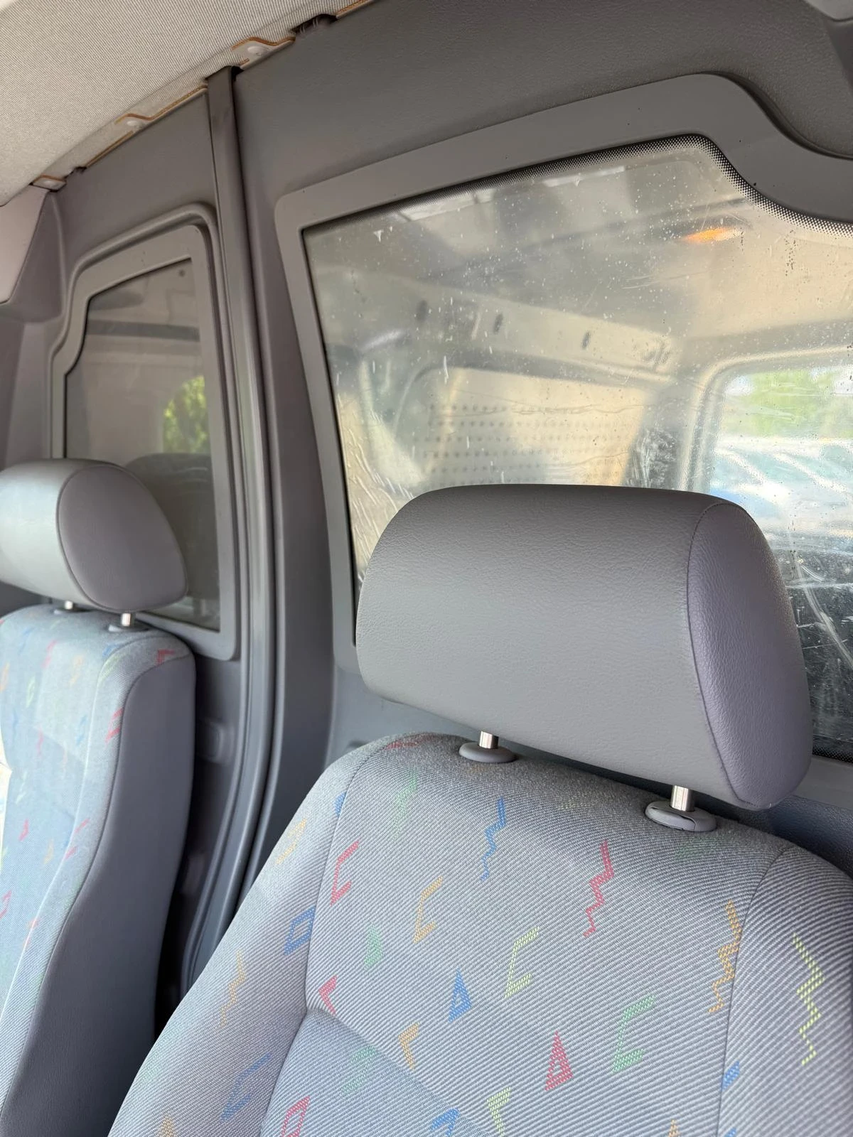 VW Caddy 1.9 - изображение 10