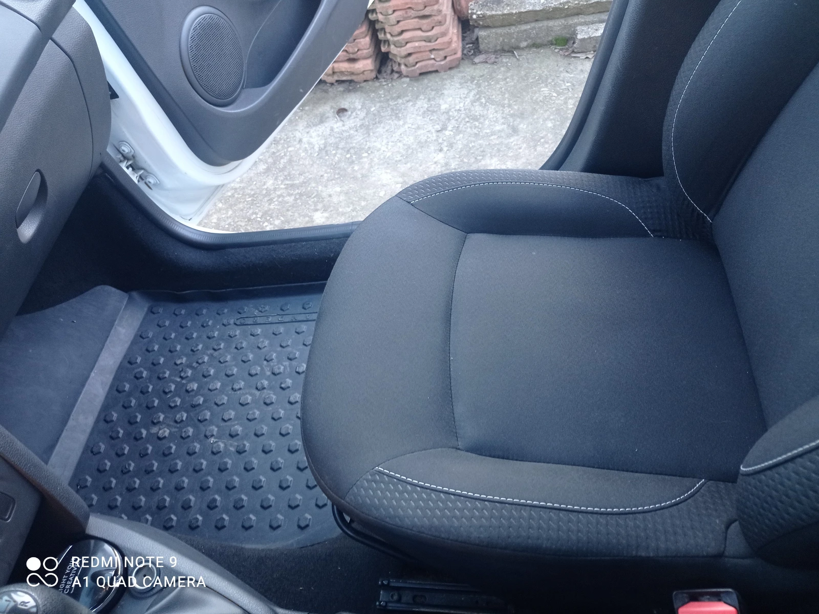 Dacia Sandero За Такси*  - изображение 9