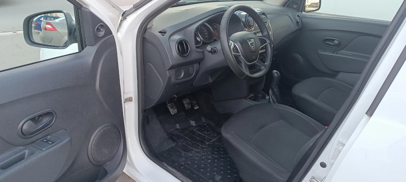 Dacia Sandero За Такси*  - изображение 8