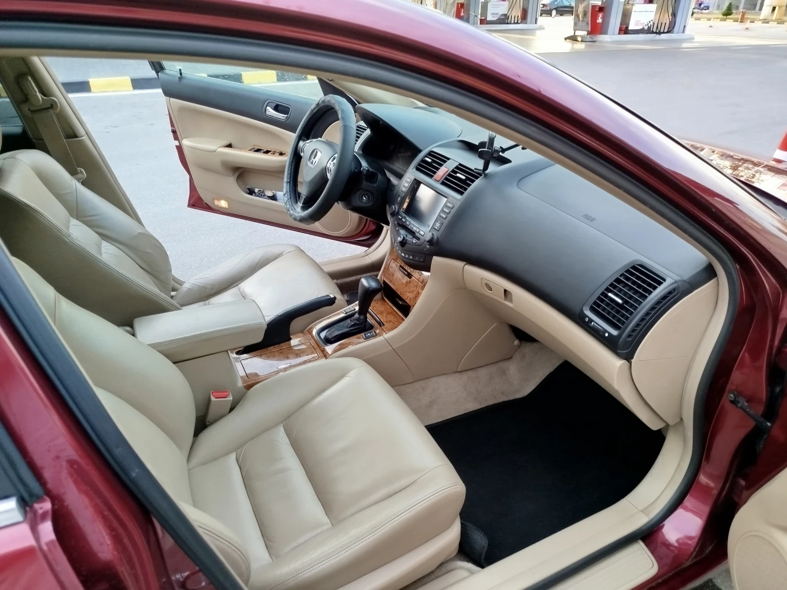 Honda Accord 2.4 Executive GAZ - изображение 9