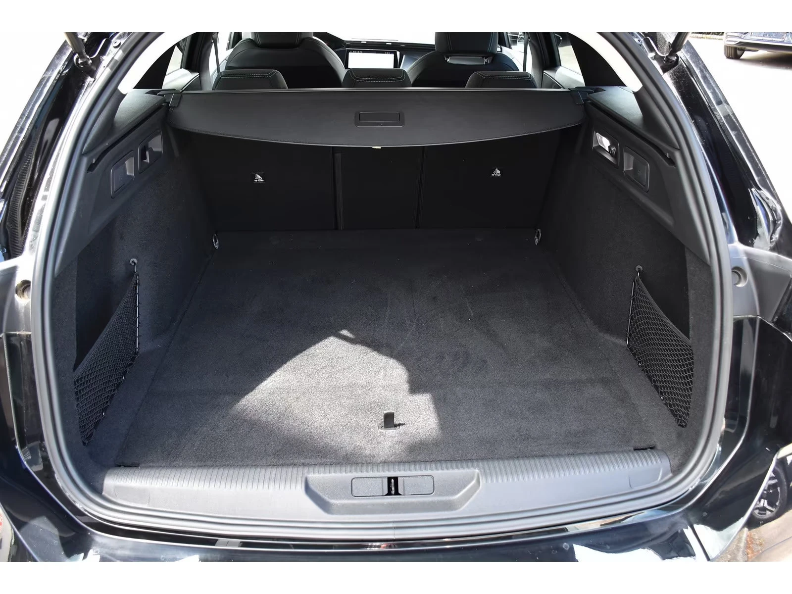 Peugeot 308 PHEV/179HP/ALLURE/360/LED/KLESS/481g | Mobile.bg   12