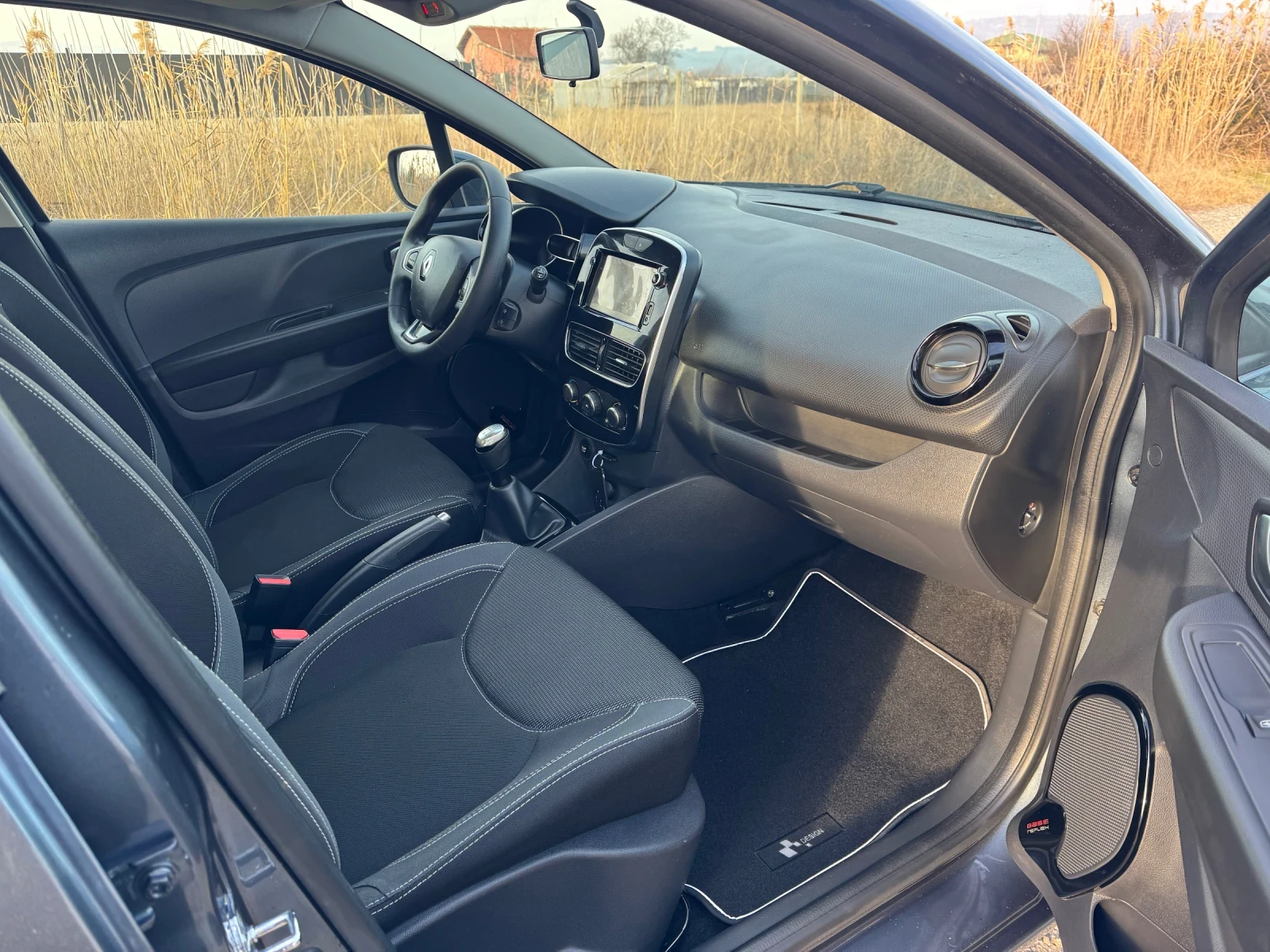 Renault Clio 1.5 dCi * NAVI* TOP* EURO 6B*  | Mobile.bg � ����������� 14