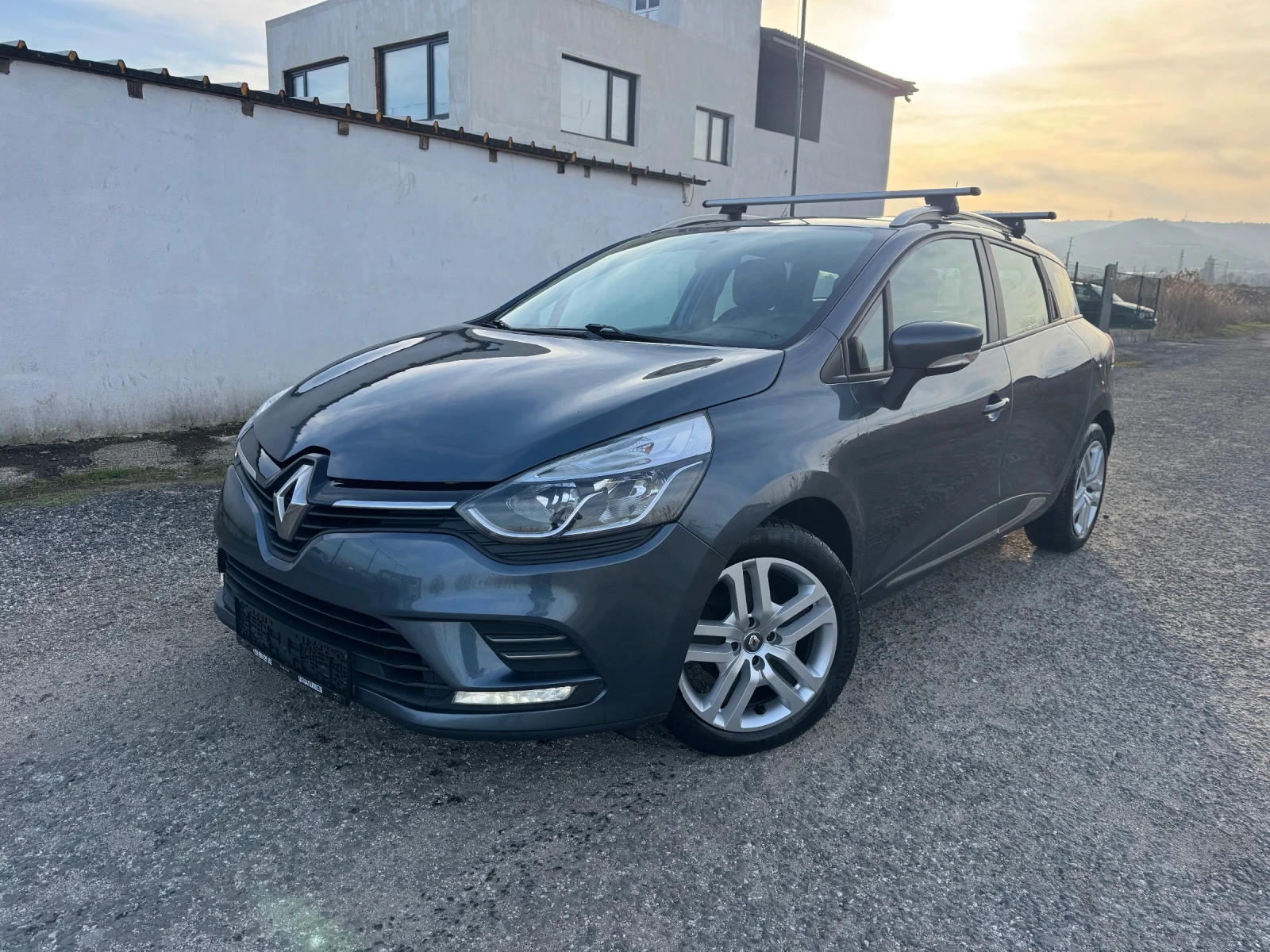 Renault Clio 1.5 dCi * NAVI* TOP* EURO 6B*  | Mobile.bg � ����������� 1
