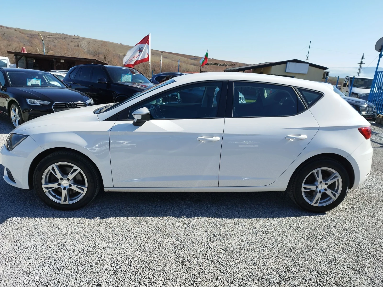 Seat Leon 1.6TDI 116кс., снимка 2 - Автомобили и джипове - 53832472