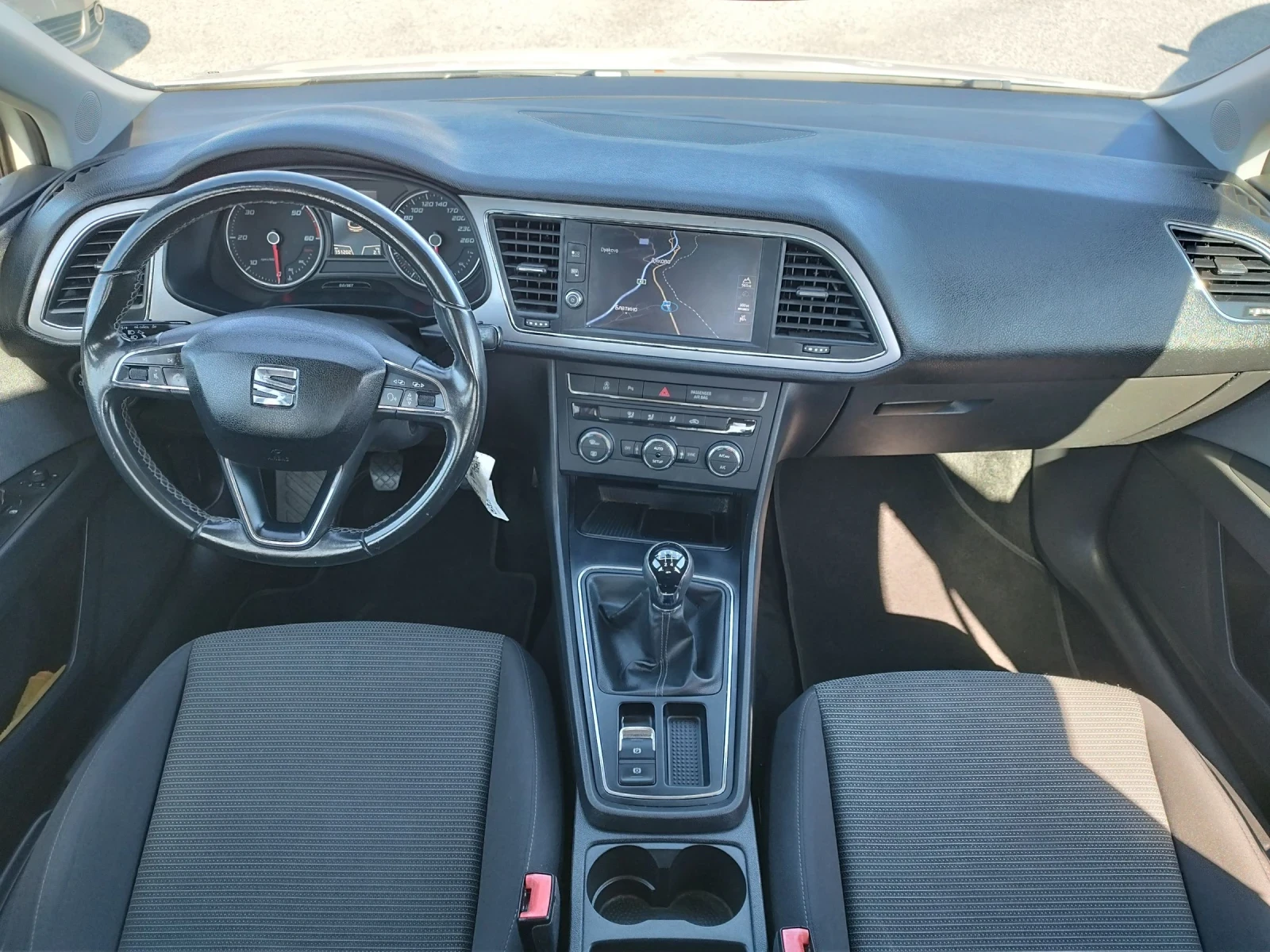 Seat Leon 1.6TDI 116кс., снимка 11 - Автомобили и джипове - 53832472