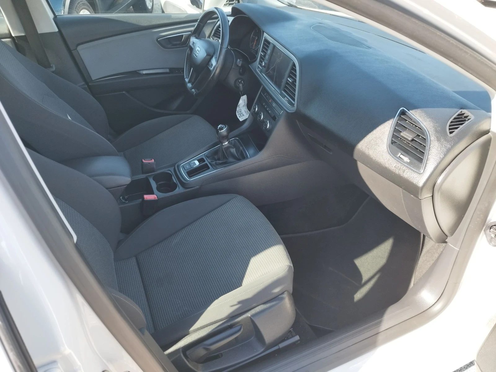 Seat Leon 1.6TDI 116кс., снимка 12 - Автомобили и джипове - 53832472