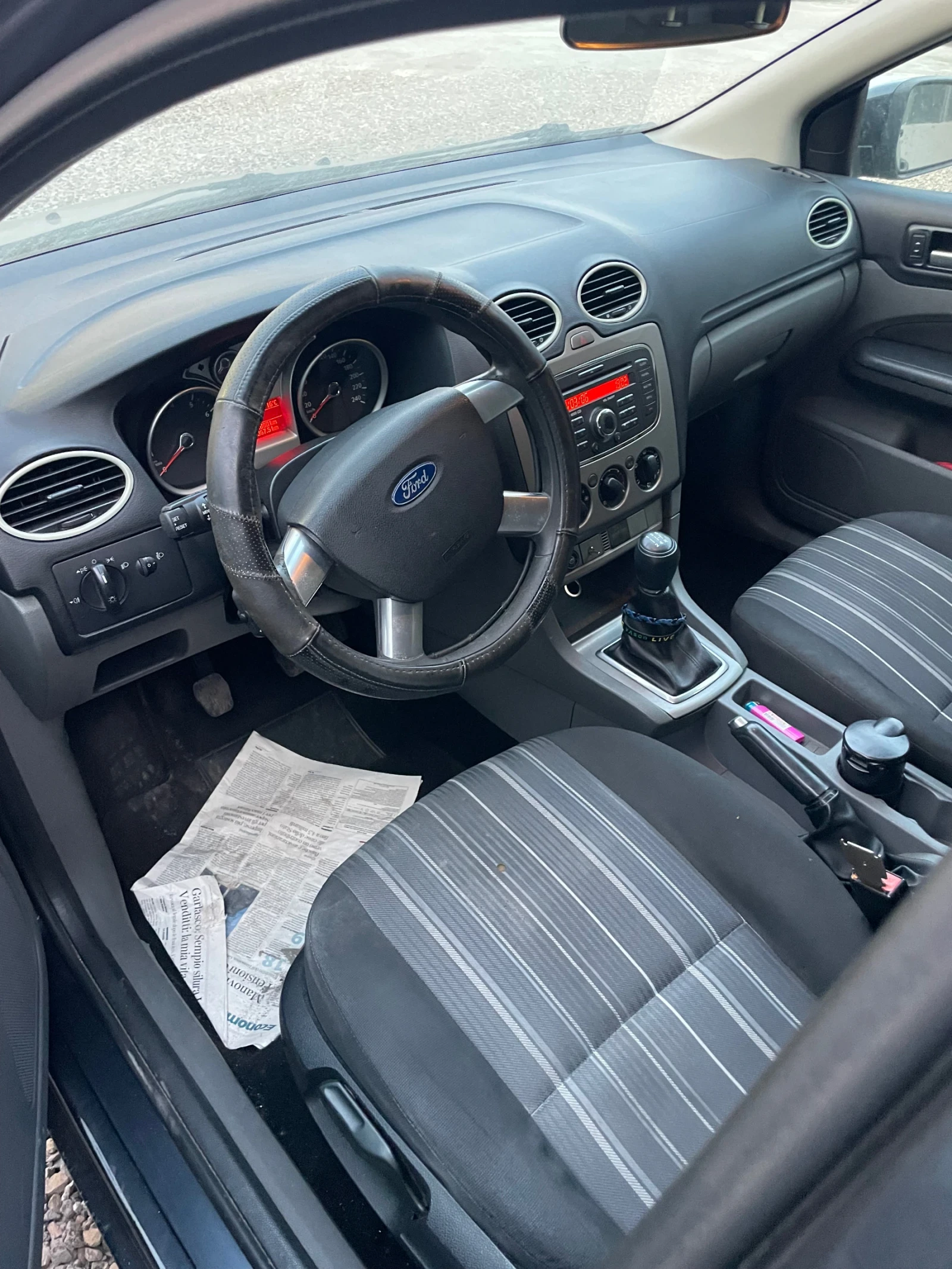 Ford Focus 1.6 (100CV) SW Titanium (74 kW) БЕНЗИН + ГАЗ, снимка 6 - Автомобили и джипове - 53834768