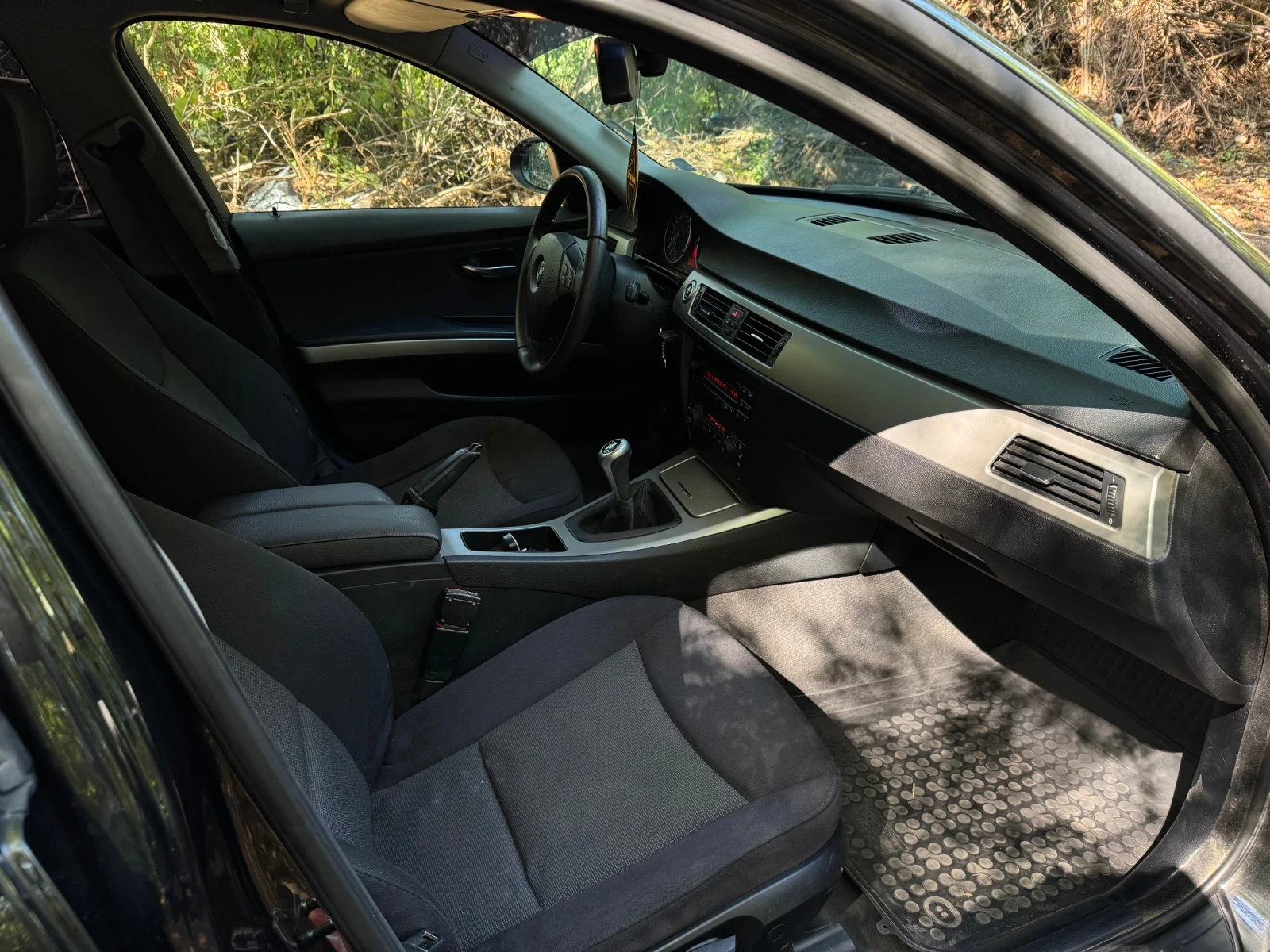 BMW 320 d, снимка 10 - Автомобили и джипове - 53845775