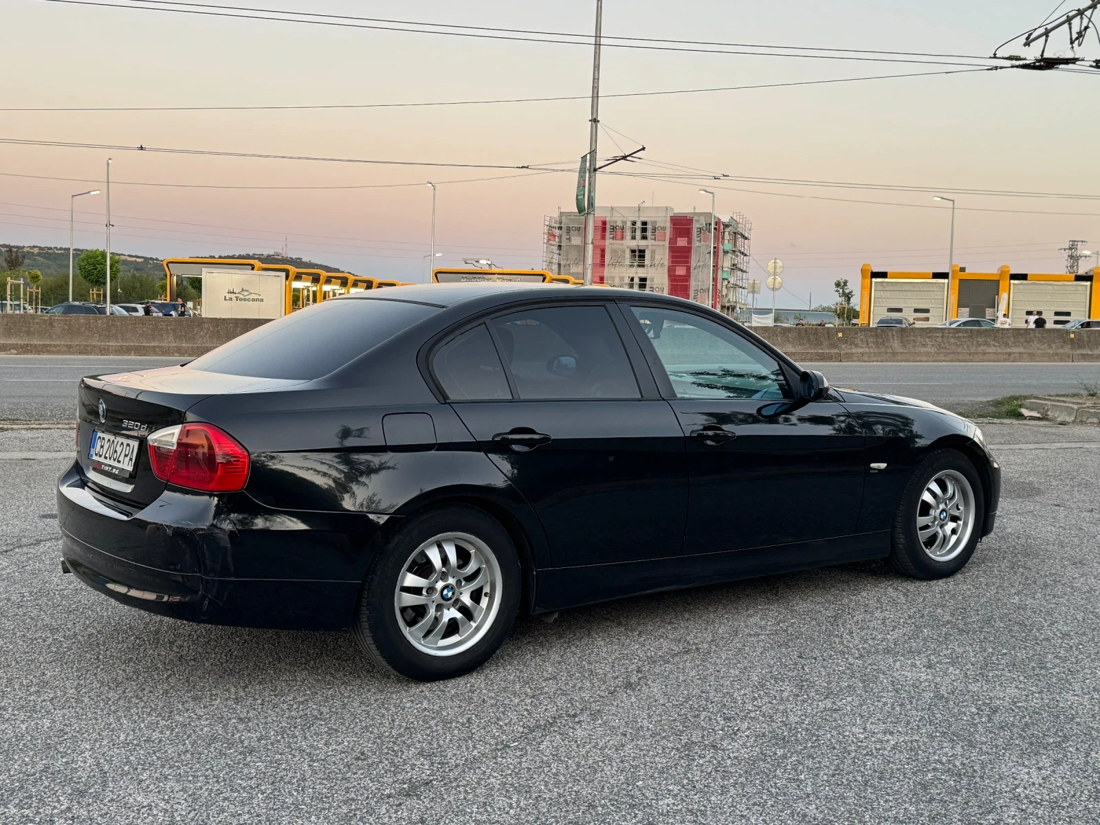 BMW 320 d, снимка 3 - Автомобили и джипове - 53845775