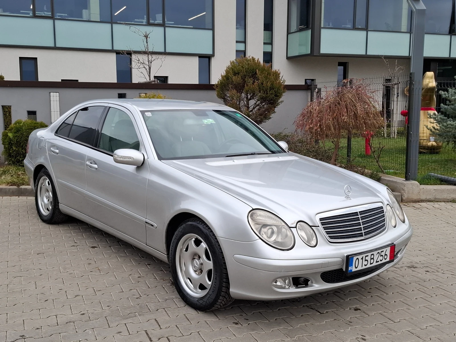 Mercedes-Benz E 220 2.2�DI* (150��)* AB�������* NAVI* ��� ��OC*  | Mobile.bg � ����������� 11
