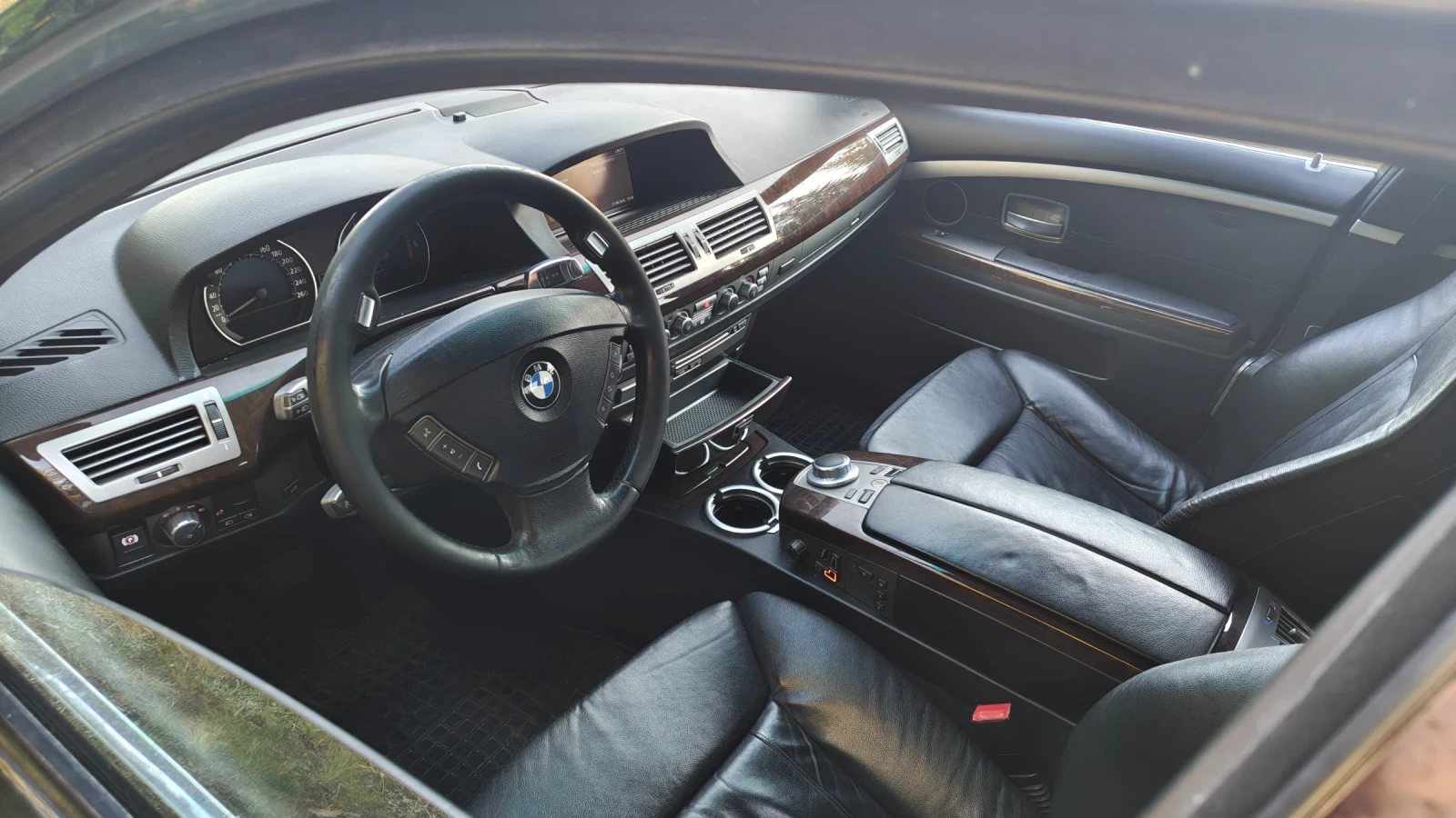 BMW 745, снимка 7 - Автомобили и джипове - 55853442