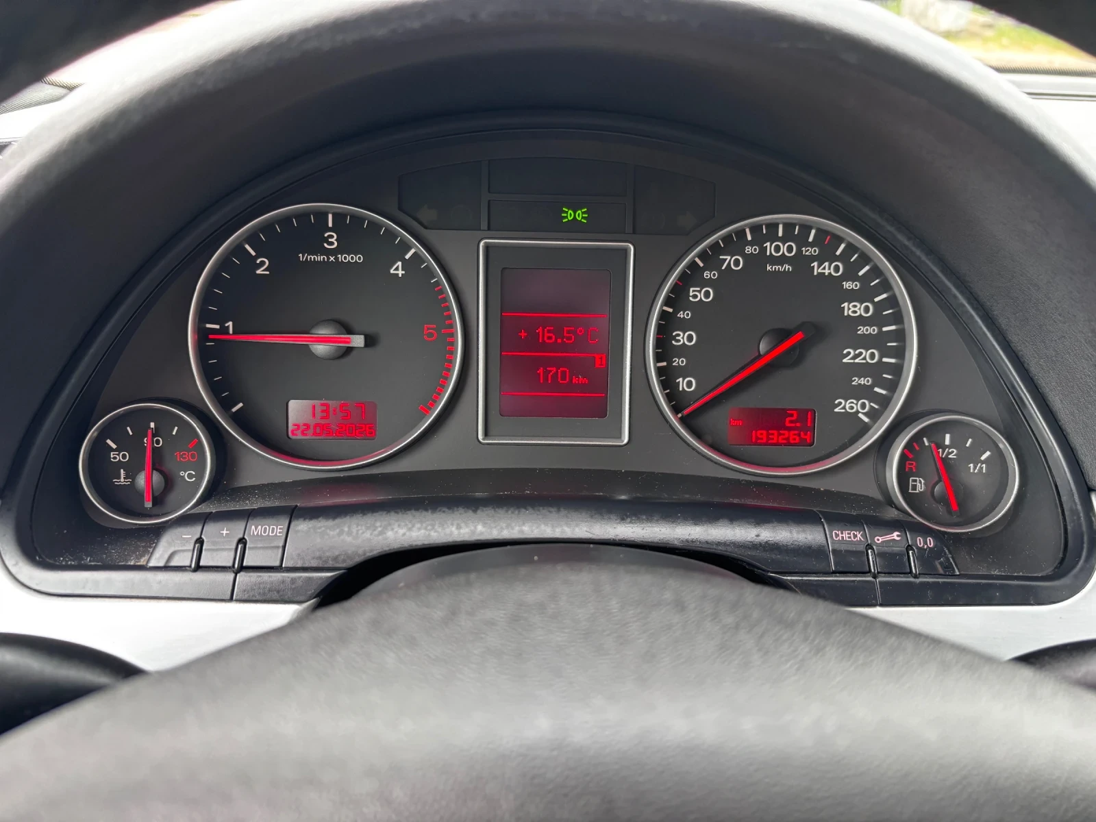 Audi A4 1.9TDI 131кс QUATTRO S-Line, снимка 11 - Автомобили и джипове - 54641961