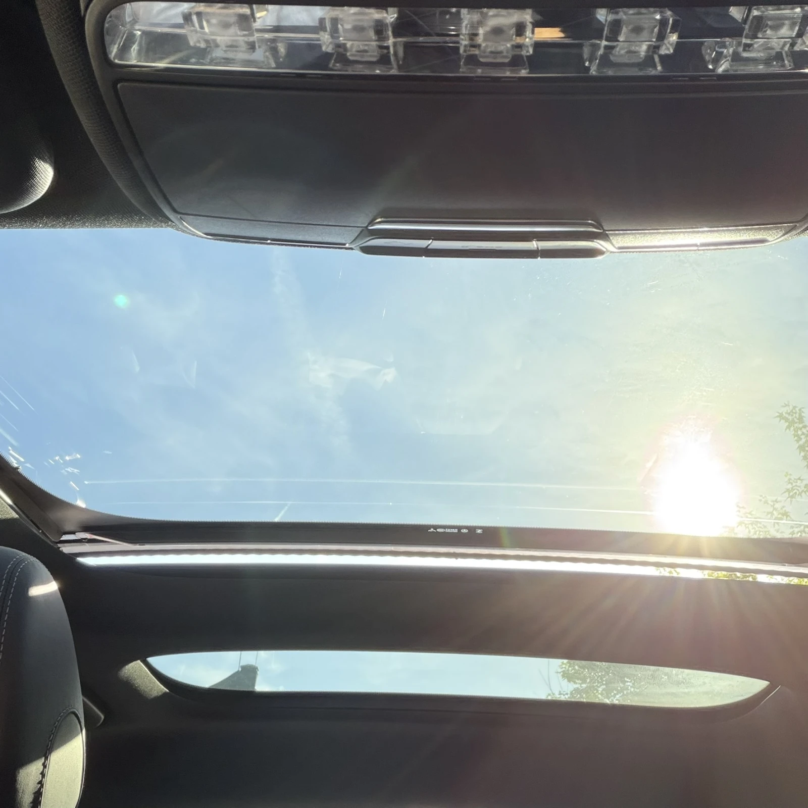 Mercedes-Benz E 350 4 Matic AMG, снимка 17 - Автомобили и джипове - 54774505