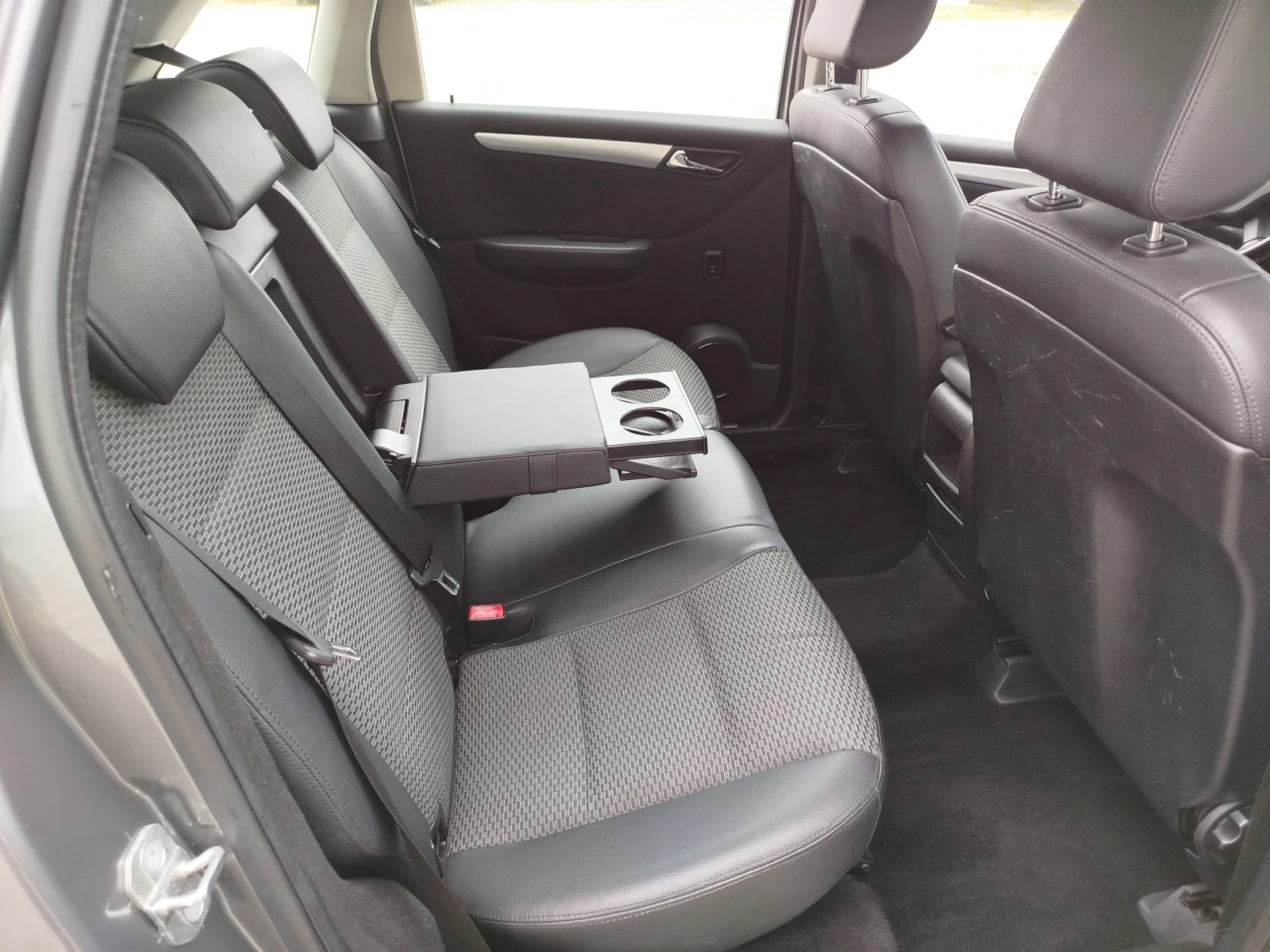 Mercedes-Benz B 200 B200cdi-140кс.FACELIFT, снимка 11 - Автомобили и джипове - 54886462