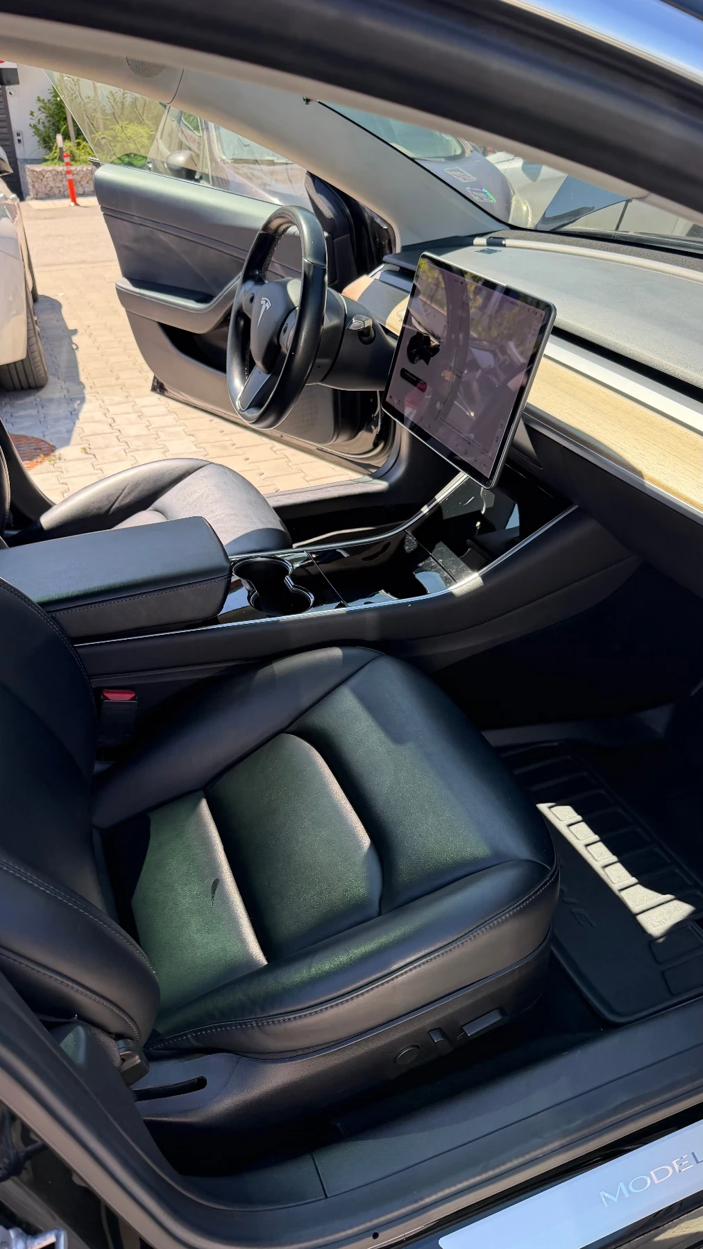 Tesla Model 3, снимка 7 - Автомобили и джипове - 55550594