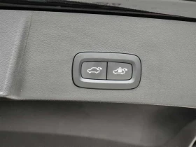 Volvo XC40 * B5 AWD Core Bright Theme * CARFAX * ЦЕНА ДО БГ, снимка 15