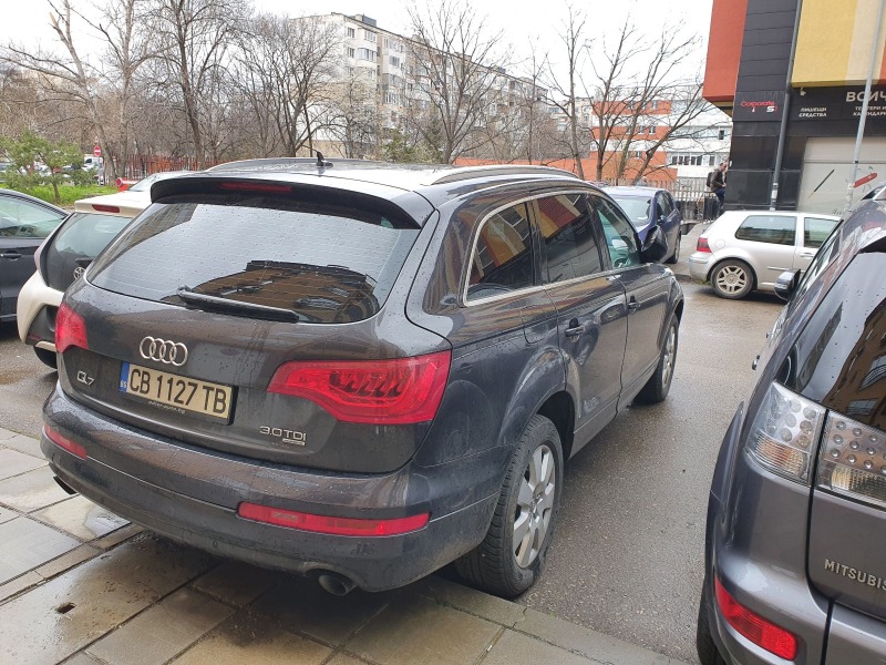 Audi Q7 3000TDI, снимка 5 - Автомобили и джипове - 46041516