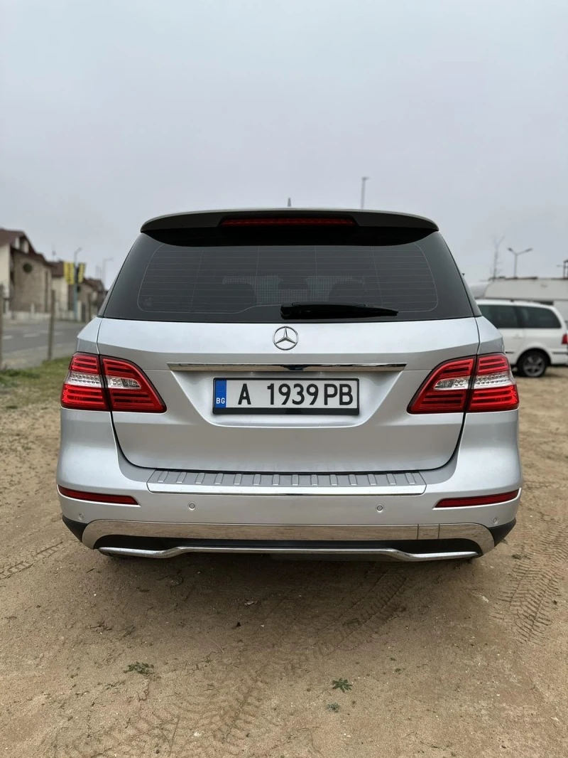 Mercedes-Benz ML 350 3.5CDI, снимка 4 - Автомобили и джипове - 47800101