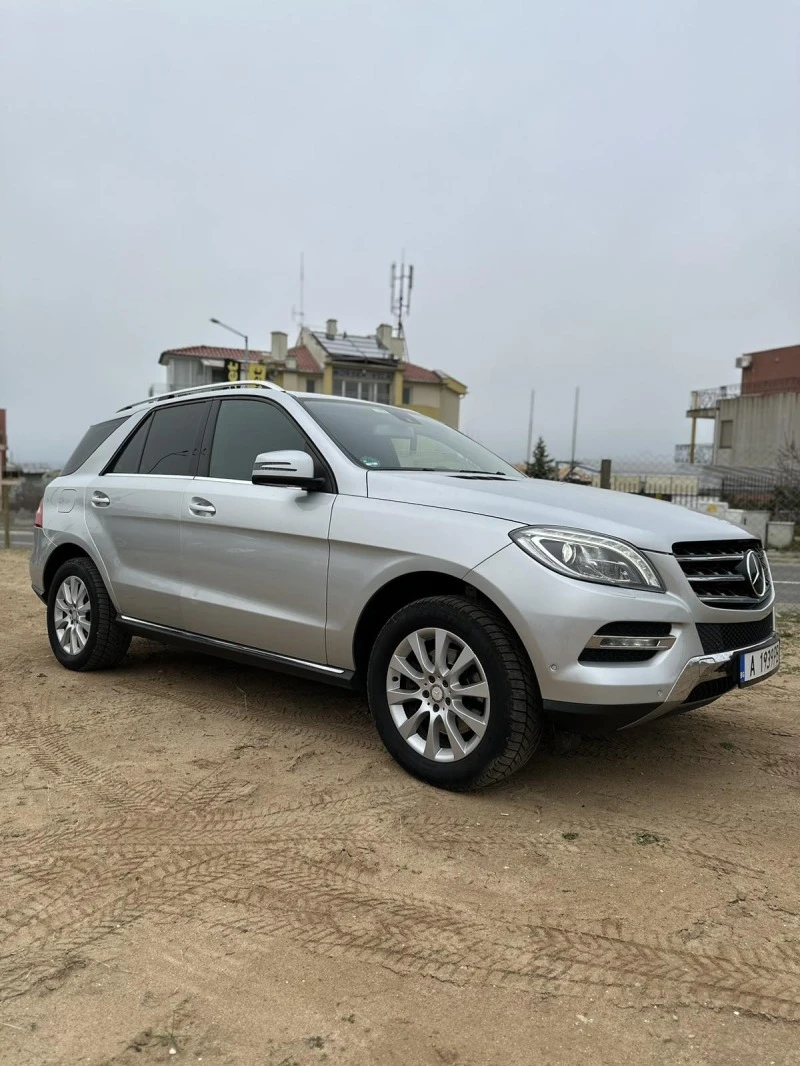 Mercedes-Benz ML 350 3.5CDI, снимка 3 - Автомобили и джипове - 47800101