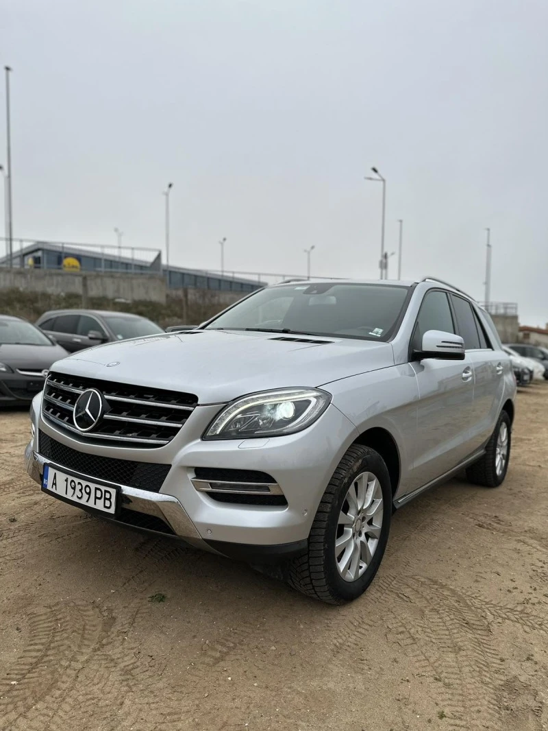 Mercedes-Benz ML 350 3.5CDI, снимка 2 - Автомобили и джипове - 47800101