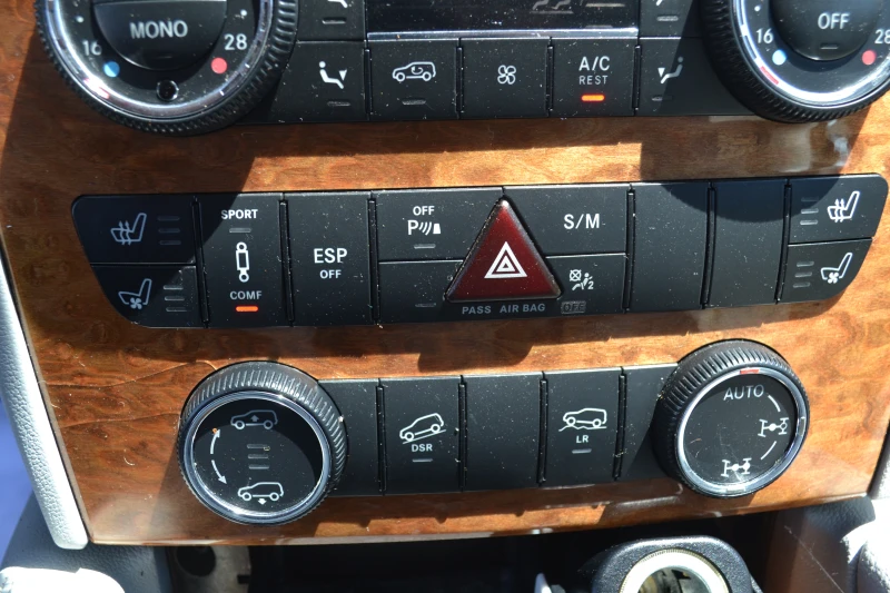 Mercedes-Benz GL 320 320CDI, снимка 14 - Автомобили и джипове - 50794423