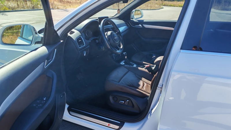 Audi Q3 Prestige, снимка 15 - Автомобили и джипове - 51798897