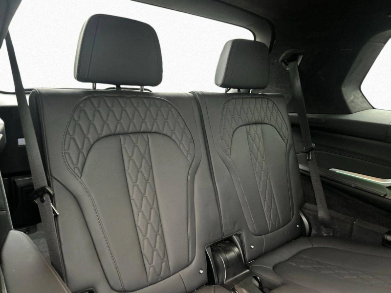 BMW X7 M60i xDRIVE H/K PANORAMA SHADOW-LINE 360 , снимка 12 - Автомобили и джипове - 52818126