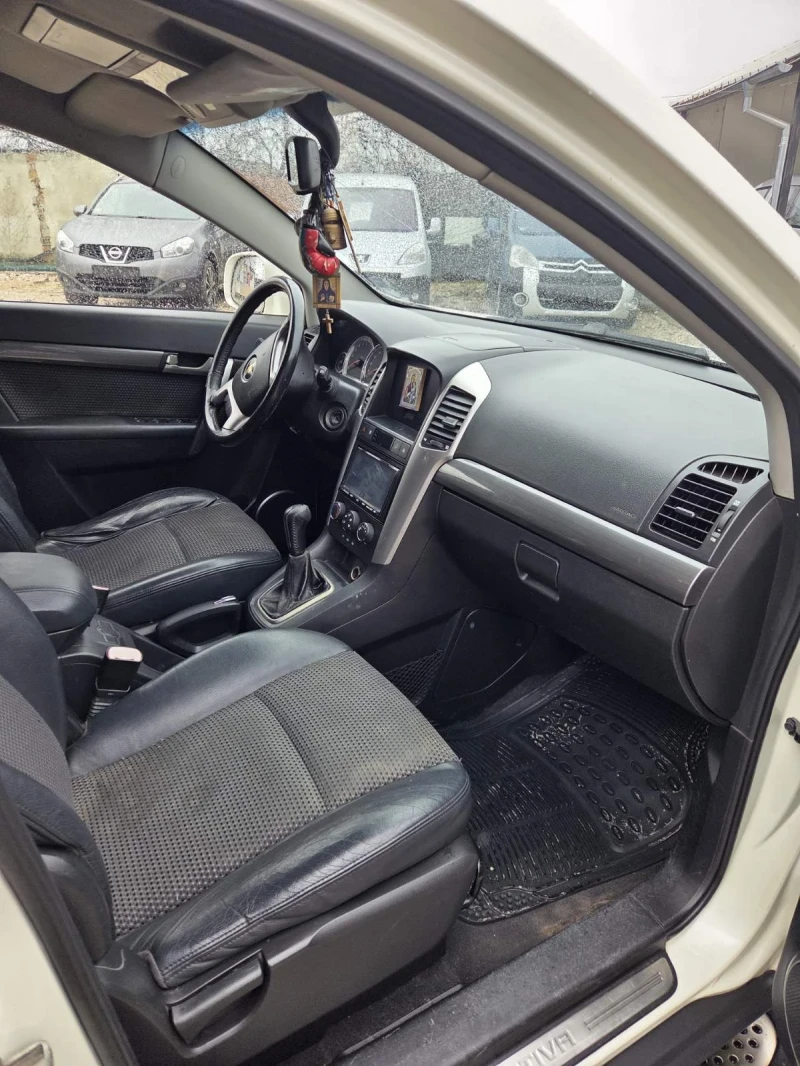 Chevrolet Captiva 2.4куб.136к.с. Бензин-Газ, снимка 10 - Автомобили и джипове - 53286964