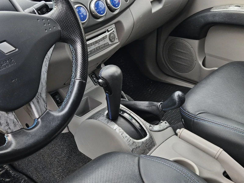 Mitsubishi L200 2.5 DID, снимка 11 - Автомобили и джипове - 53416927