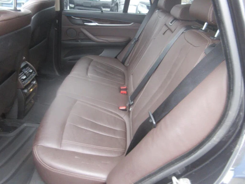 BMW X5 xDrive35i* АвтоКредит* (Цена до БГ) , снимка 16 - Автомобили и джипове - 53522310