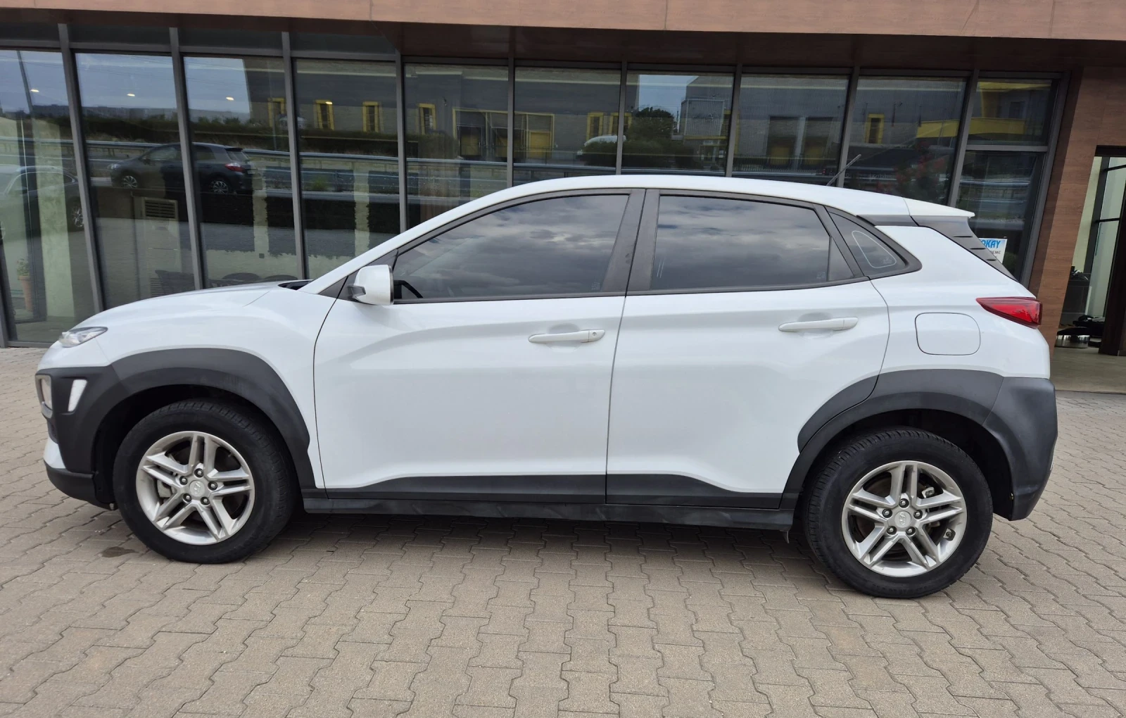 Hyundai Kona 2.0I 4x4 CAMERA - изображение 3