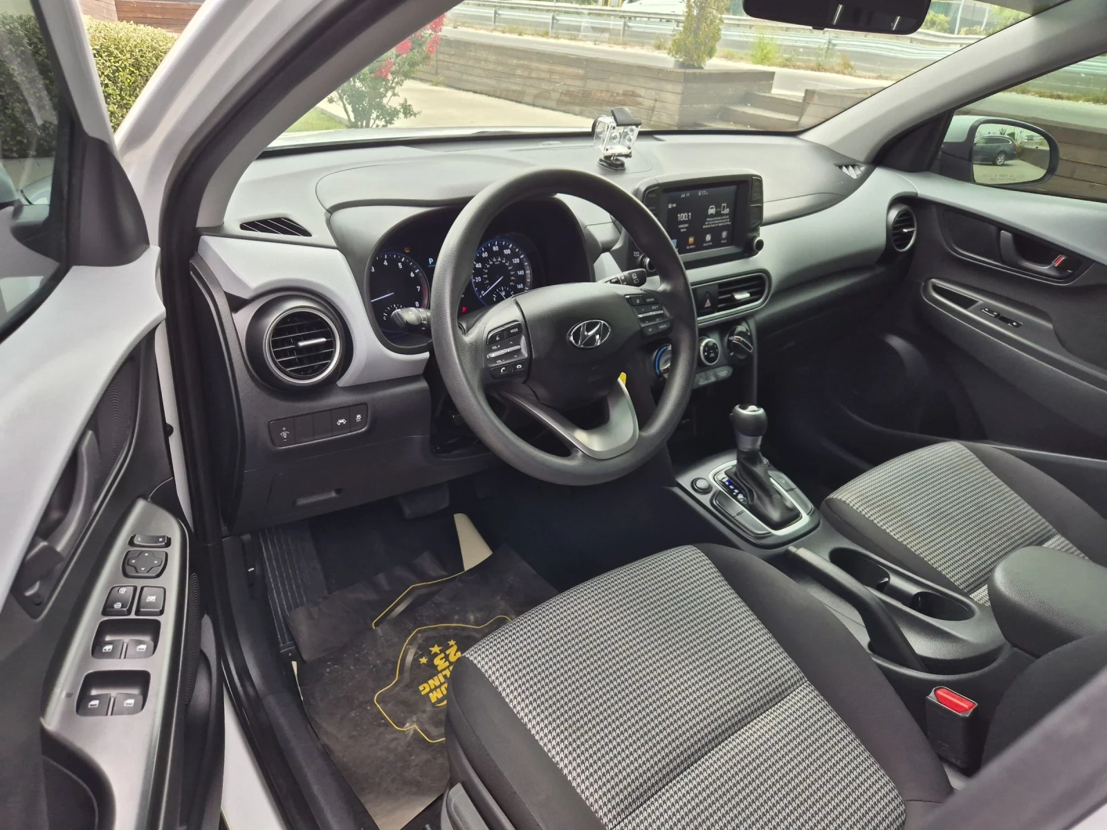 Hyundai Kona 2.0I 4x4 CAMERA - изображение 9