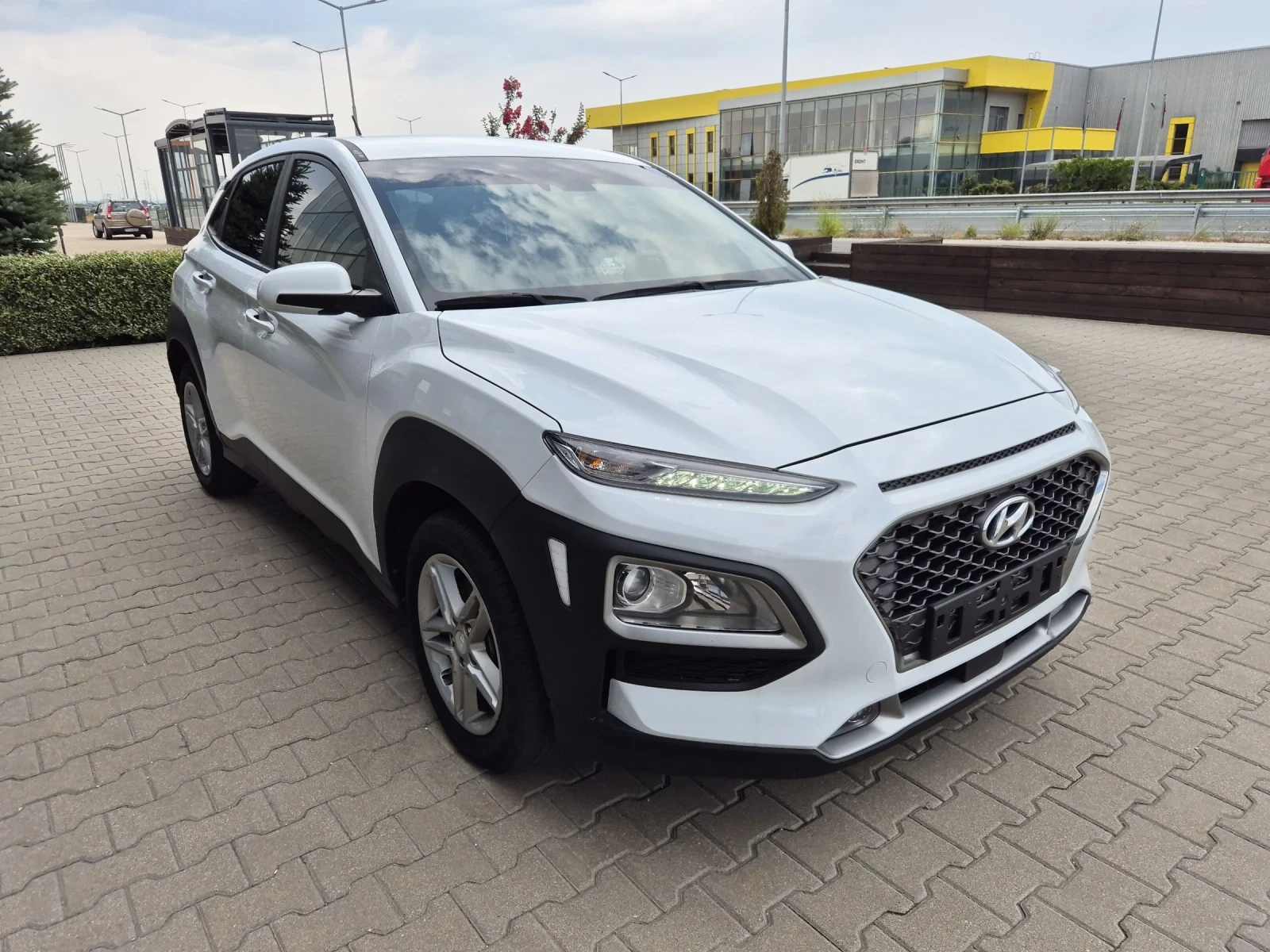 Hyundai Kona 2.0I 4x4 CAMERA - изображение 5
