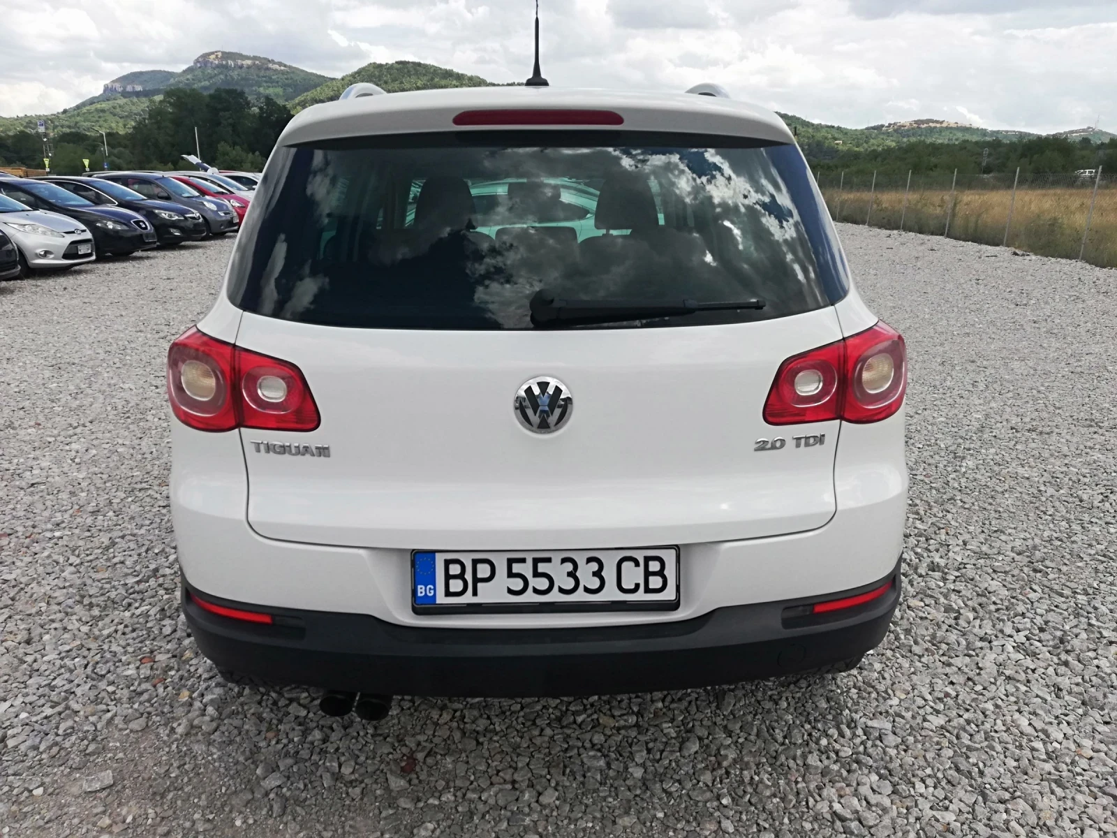 VW Tiguan 2.0TDI KLI AVT NAVI 4X4 - изображение 5