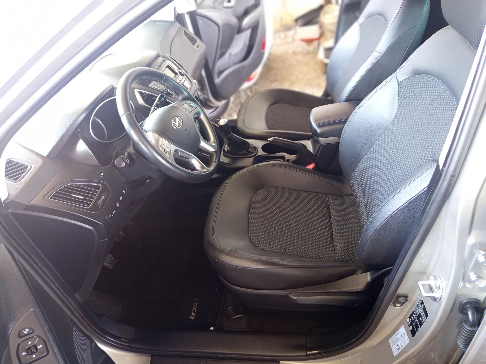 Hyundai IX35 2.0 i 4 × 4 - изображение 7