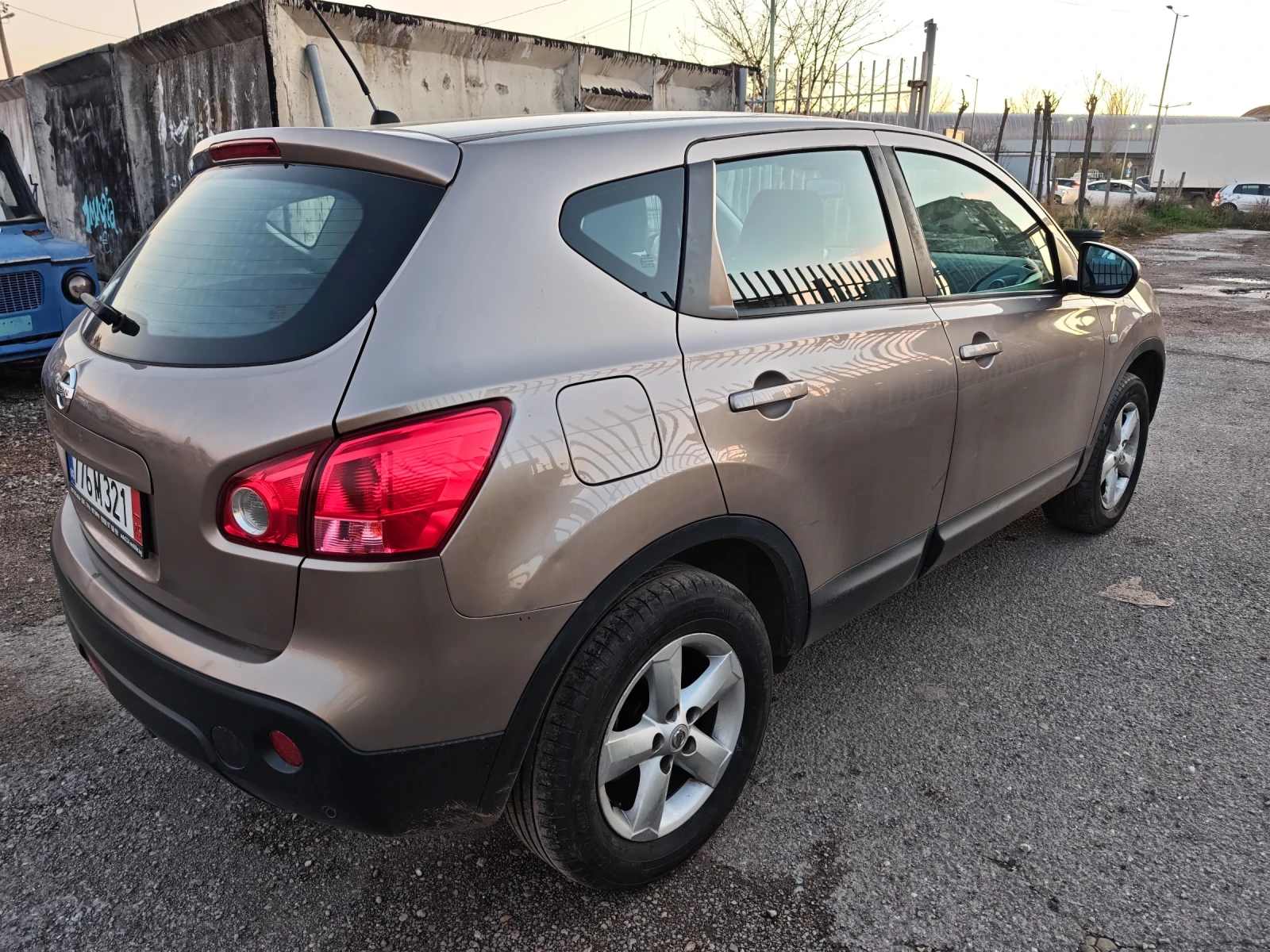 Nissan Qashqai 2.0i LPG ITALY NAVI 6 speed | Mobile.bg   4