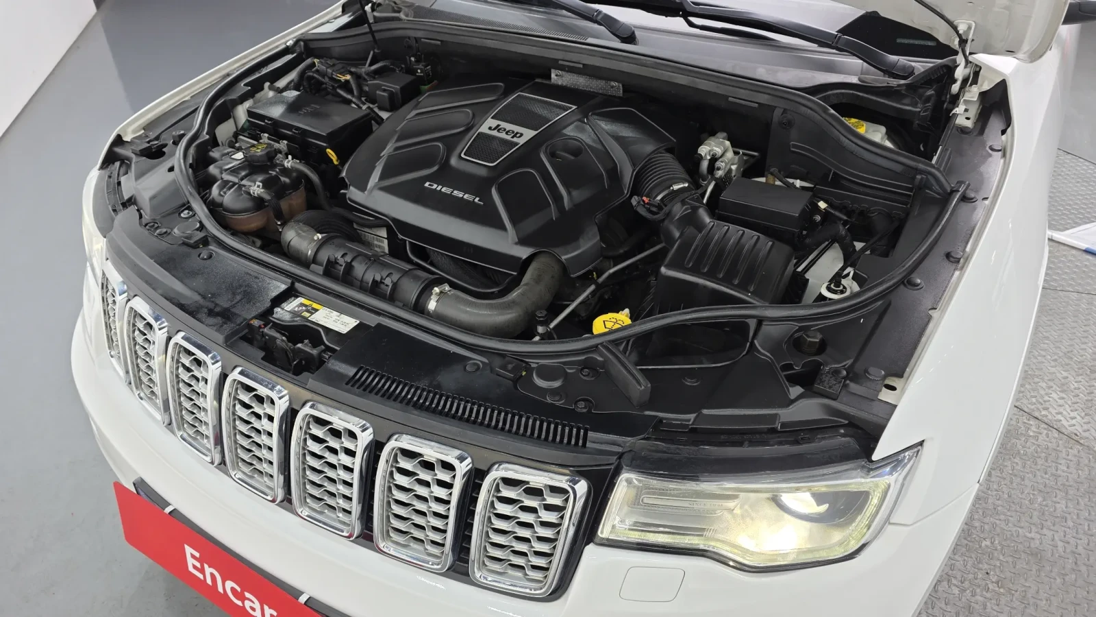 Jeep Grand cherokee 3.0 Diesel Summit, снимка 5 - Автомобили и джипове - 54763917