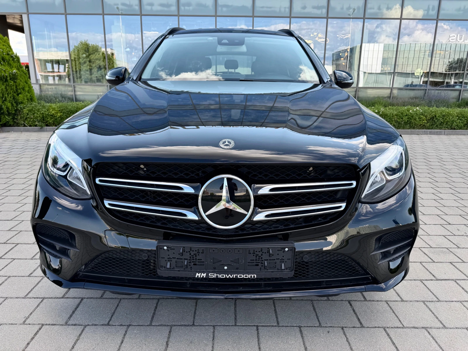 Mercedes-Benz GLC 350 AMG-ПОДГРЕВ-BURMASTER-NAVIGATION-ПАРКТРОНИК-ЕЛ.БАГ, снимка 2 - Автомобили и джипове - 55190399