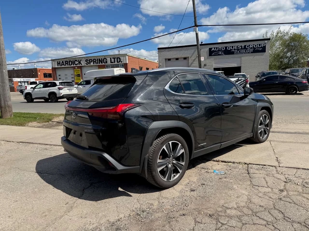 Lexus UX 250h * АВТОКРЕДИТ * ГЛАВНО ПРЕДСТАВИТЕЛСТВО, снимка 4 - Автомобили и джипове - 56211939