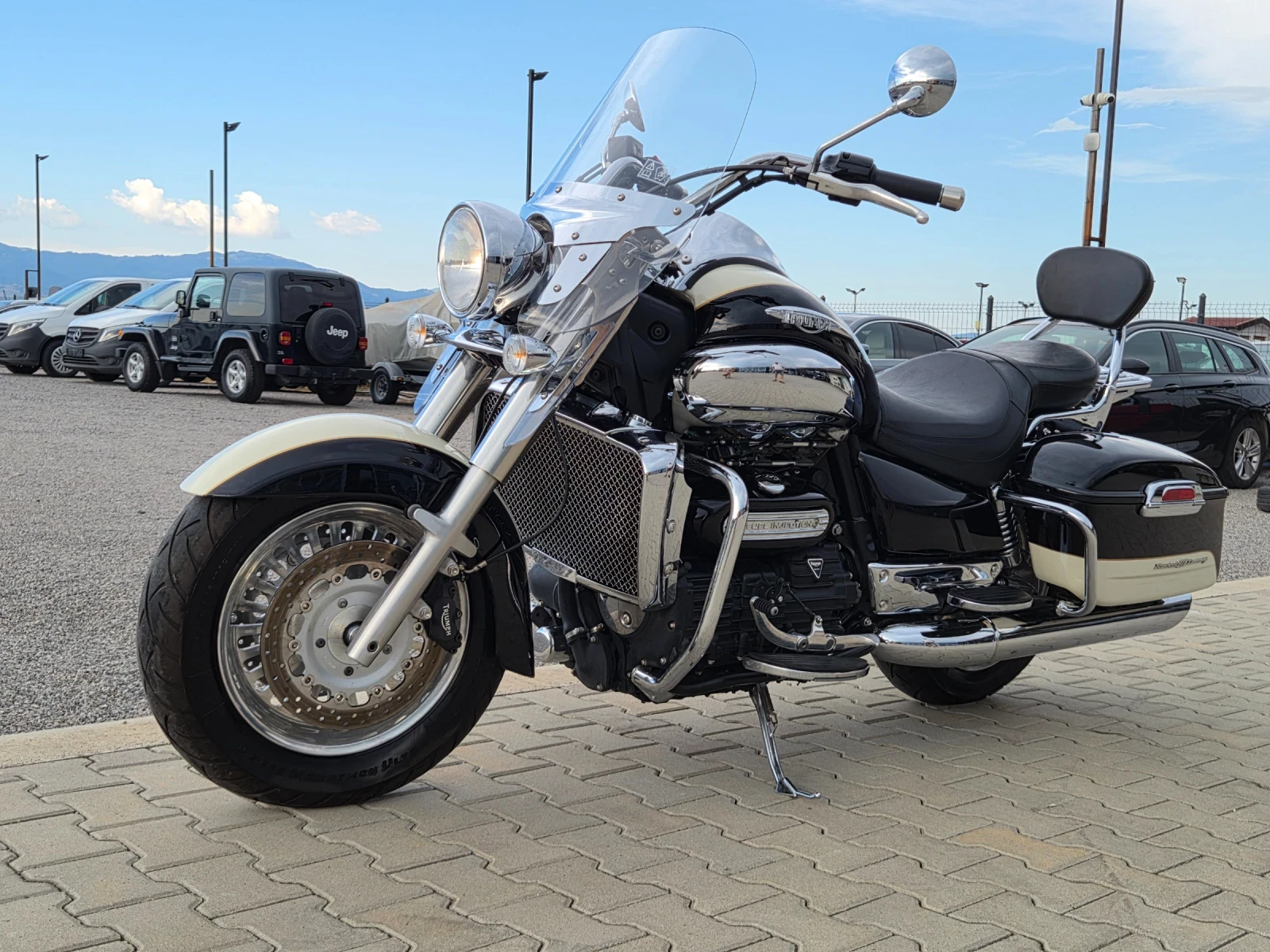 Triumph Rocket III TOURING 2010 година FACELIFT
