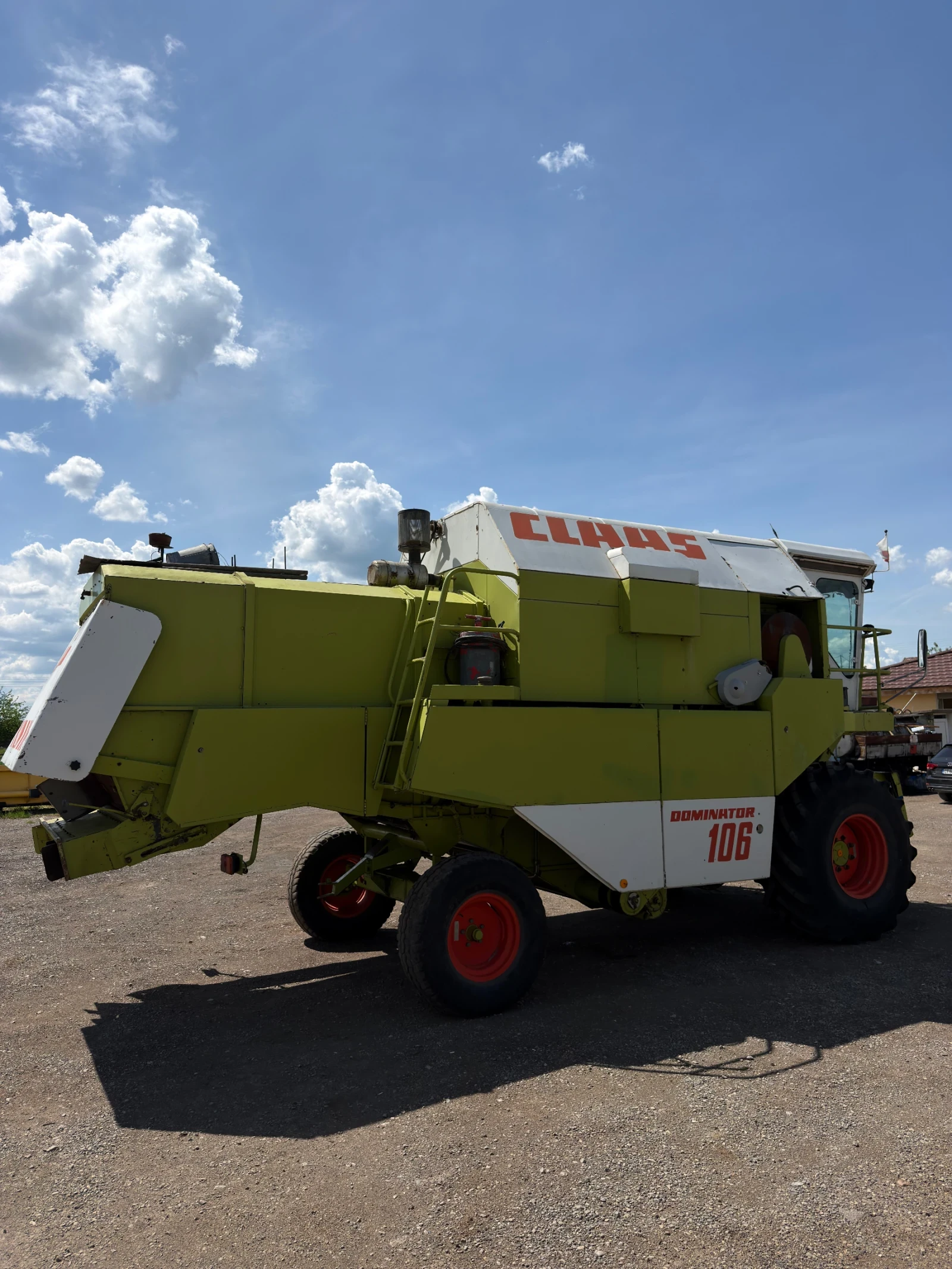 Комбайн Claas 106, снимка 2 - Селскостопанска техника - 54668835