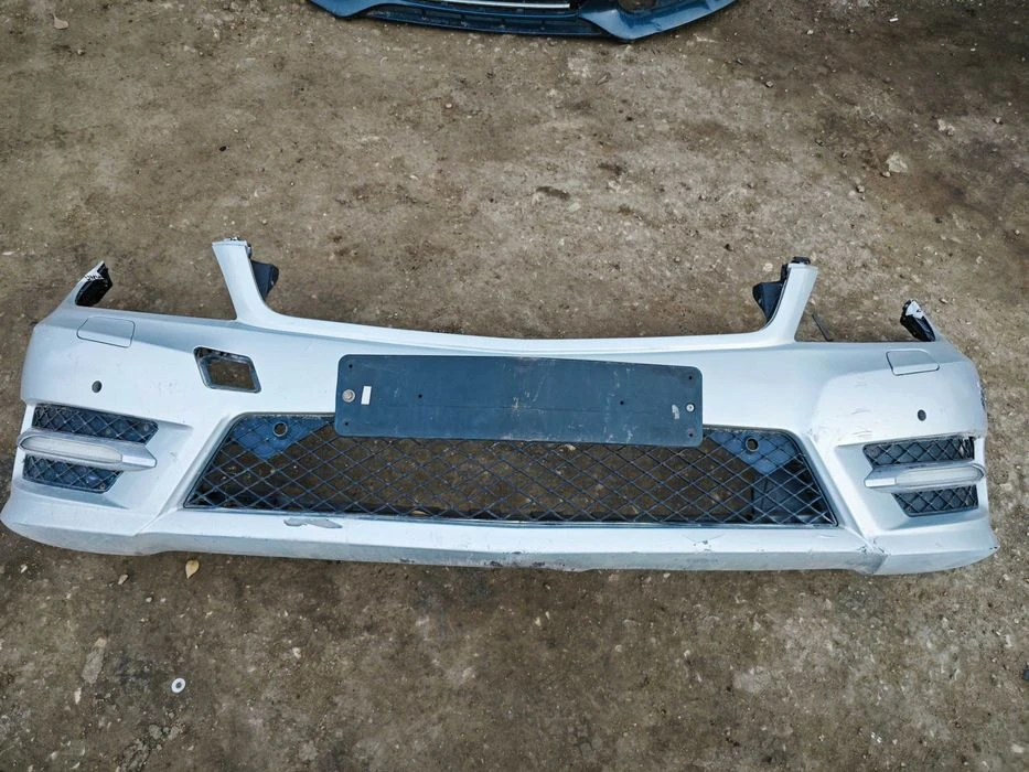TOP! Предна оборудвана AMG броня Mercedes W204 Facelift с дефекти A2048853725