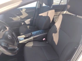 Toyota Avensis Бензин/Газ. Автомат, снимка 5