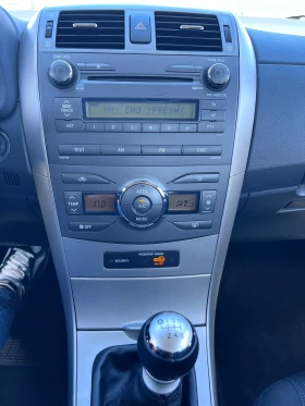 Toyota Corolla 2.0D4D 126 TOP, снимка 12