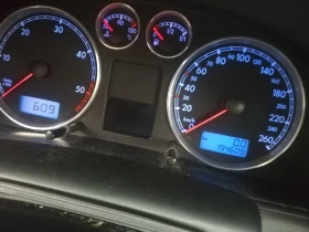 VW Passat 1, 9 TDI, КЛИМАТРОНИК, ПОДГРЕВ ЕЛ СЕДАЛКИ 6СКОРОСТ, снимка 11
