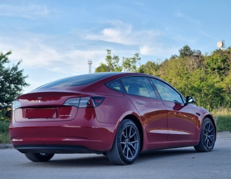 Tesla Model 3 4x4 Long Range, снимка 4 - Автомобили и джипове - 45911280