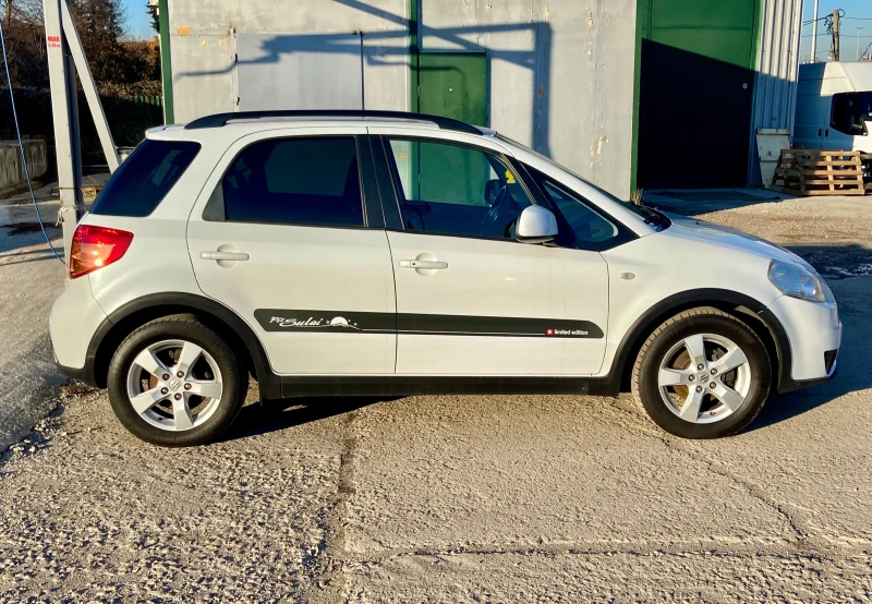 Suzuki SX4 1.6i 4x4 Автоматик / Facelift, снимка 7 - Автомобили и джипове - 46740959