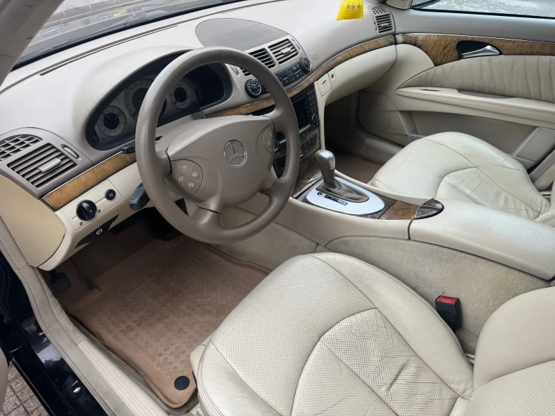 Mercedes-Benz E 280, снимка 9 - Автомобили и джипове - 47980339