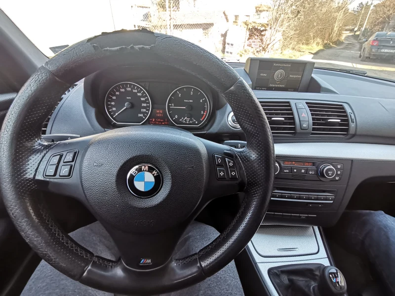 BMW 118 2.0 143к.с , снимка 12 - Автомобили и джипове - 49228631