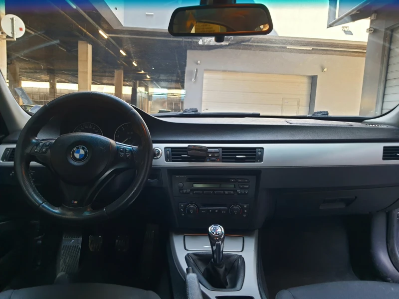 BMW 320, снимка 10 - Автомобили и джипове - 49596676